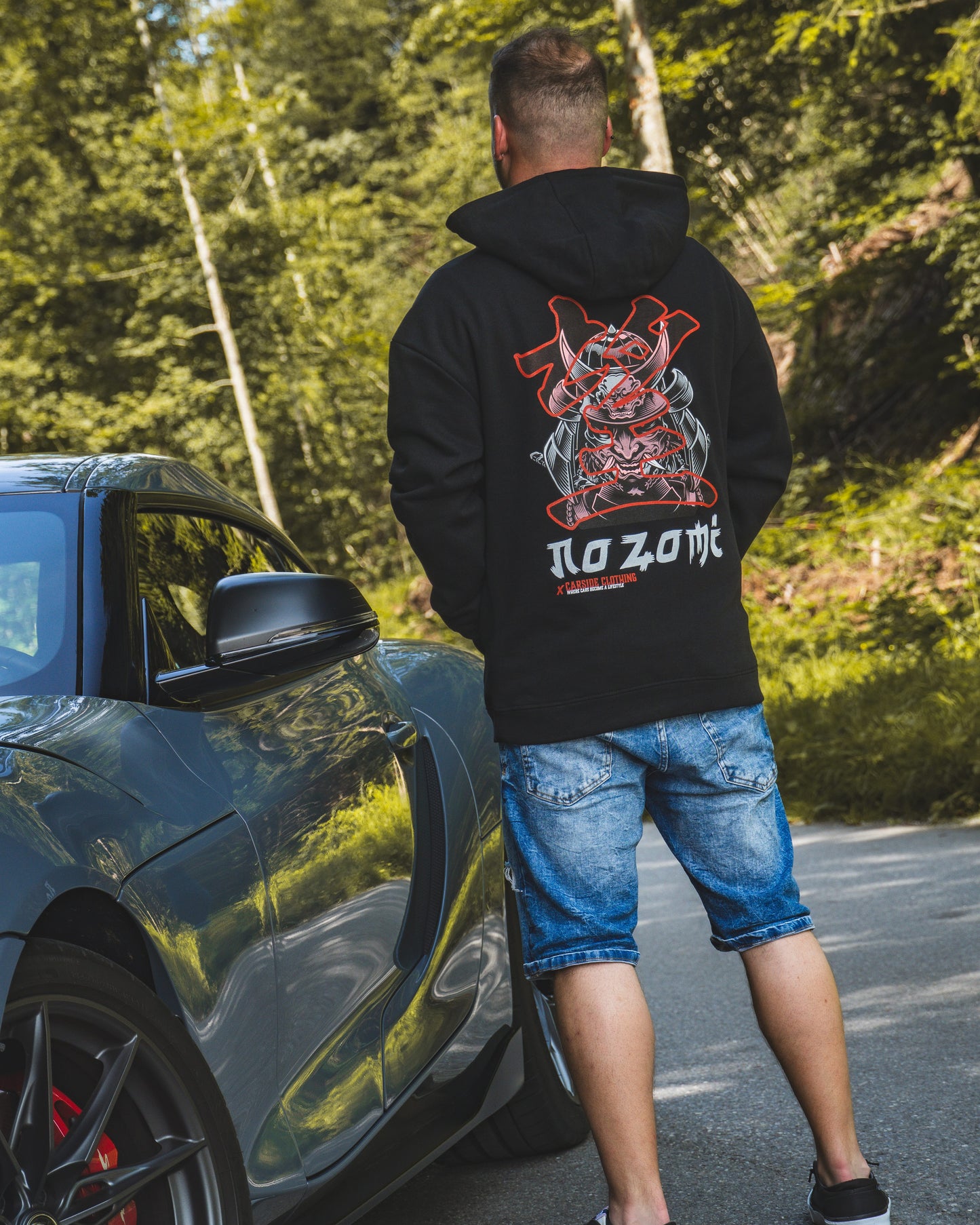 HOODIE I NOZOMI I SCHWARZ I UNISEX